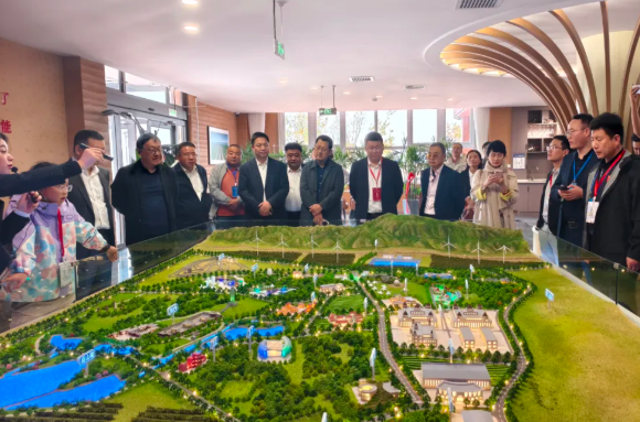 QQ20251015-084123.jpg